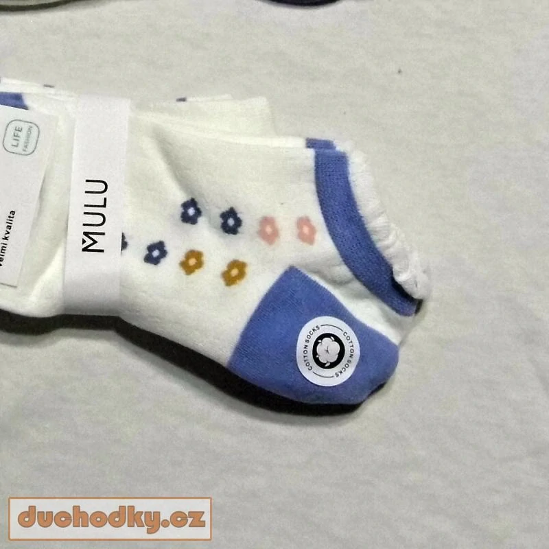 Dámské bavlněné kytičkové 3D ponožky modré