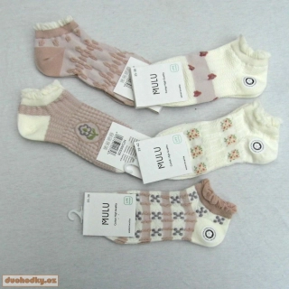 Dámské bavlněné kytičkové 3D ponožky Růžové